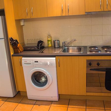 Riverpark - Studio Apartment Брисбен Экстерьер фото